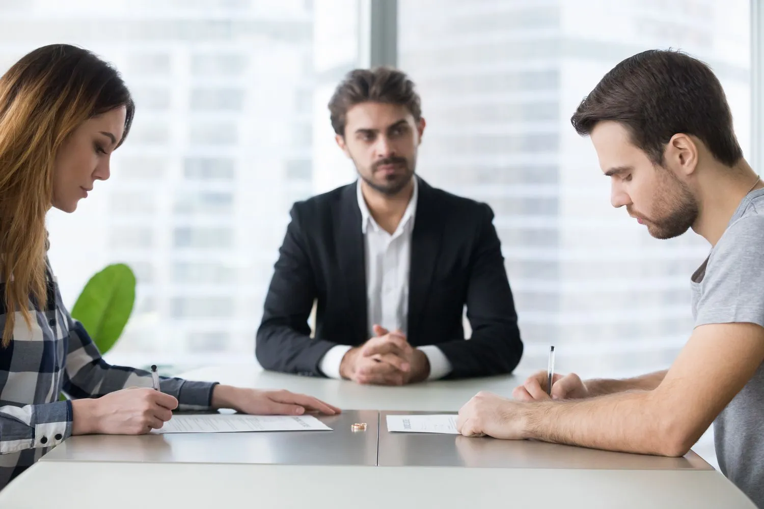 How EH Mediation Guides Couples Toward Fair and Balanced Outcomes Stroud